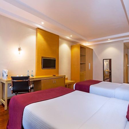 Three Steers Hotel Meru Exterior foto